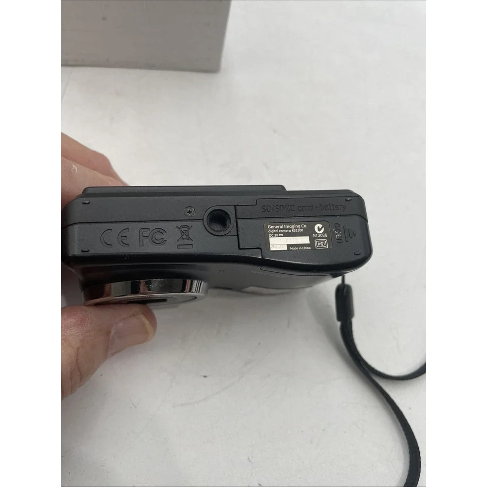 GE RS1200 12.4MP Digital Camera 3X Zoom+Battery+SD Card Black